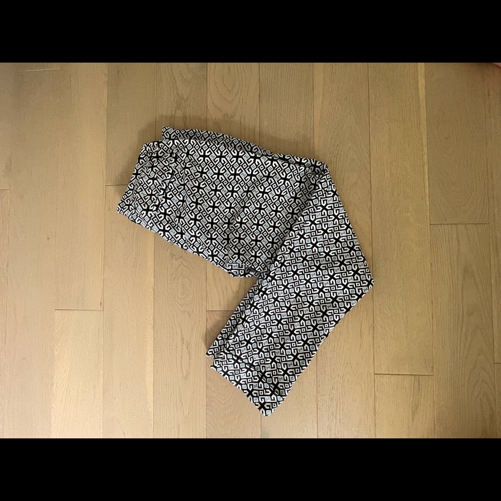 Joe Fresh ankle length pants.